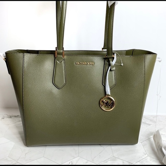 Michael Kors Kimberly 3 in 1 tote - Picture 5 of 7